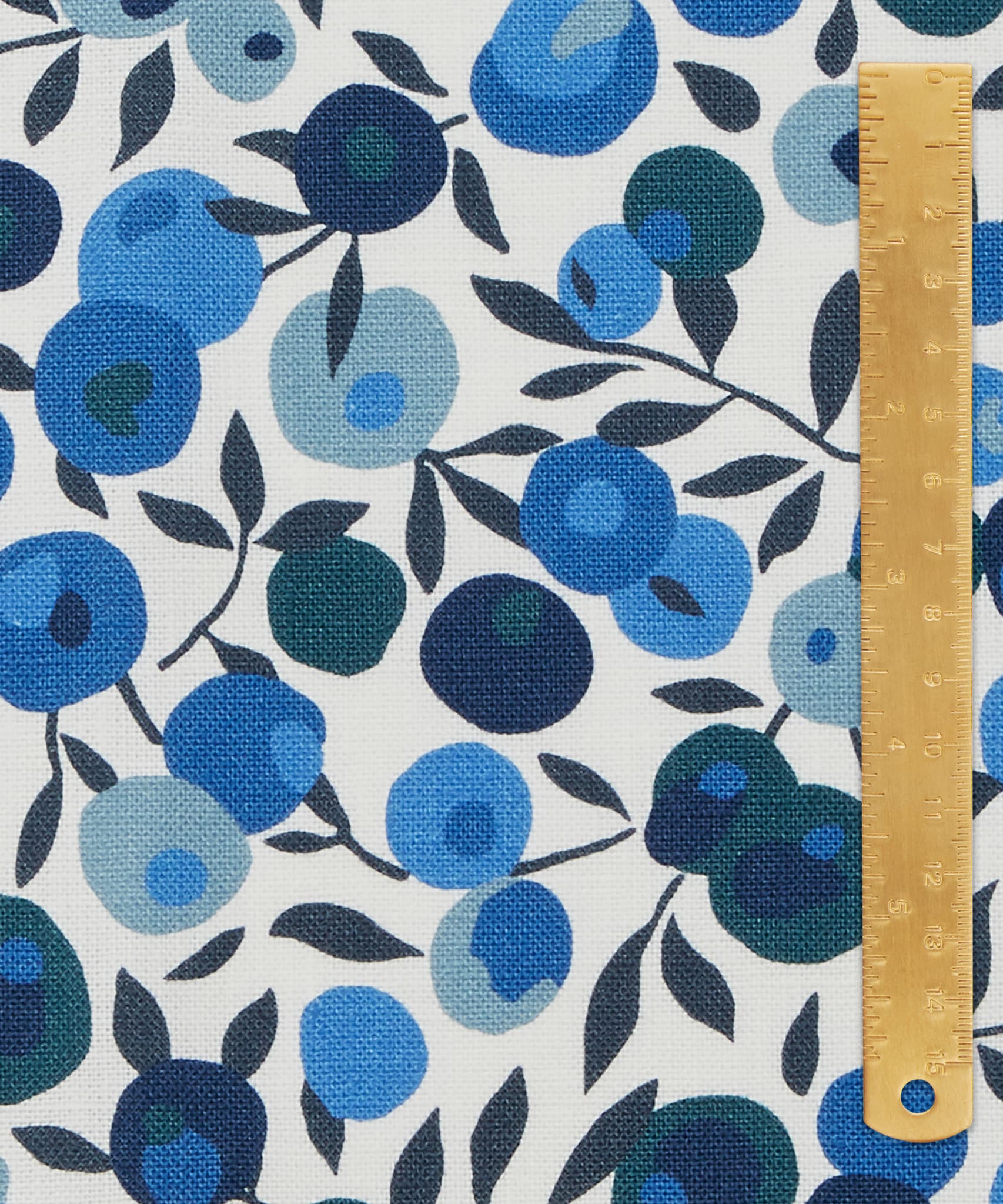 Wiltshire Blossom Landsdowne Linen in Lapis - Indoor - Image 5