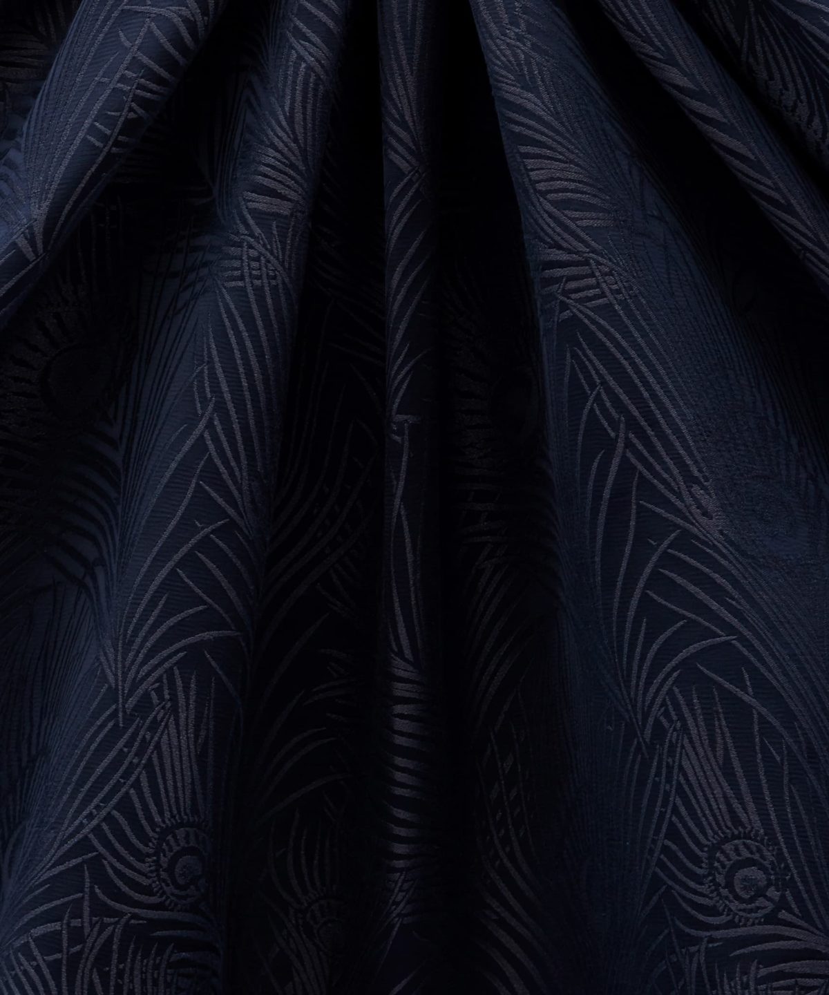 Hera Plume Dyed Jacquard in Ink - Indoor - Image 3