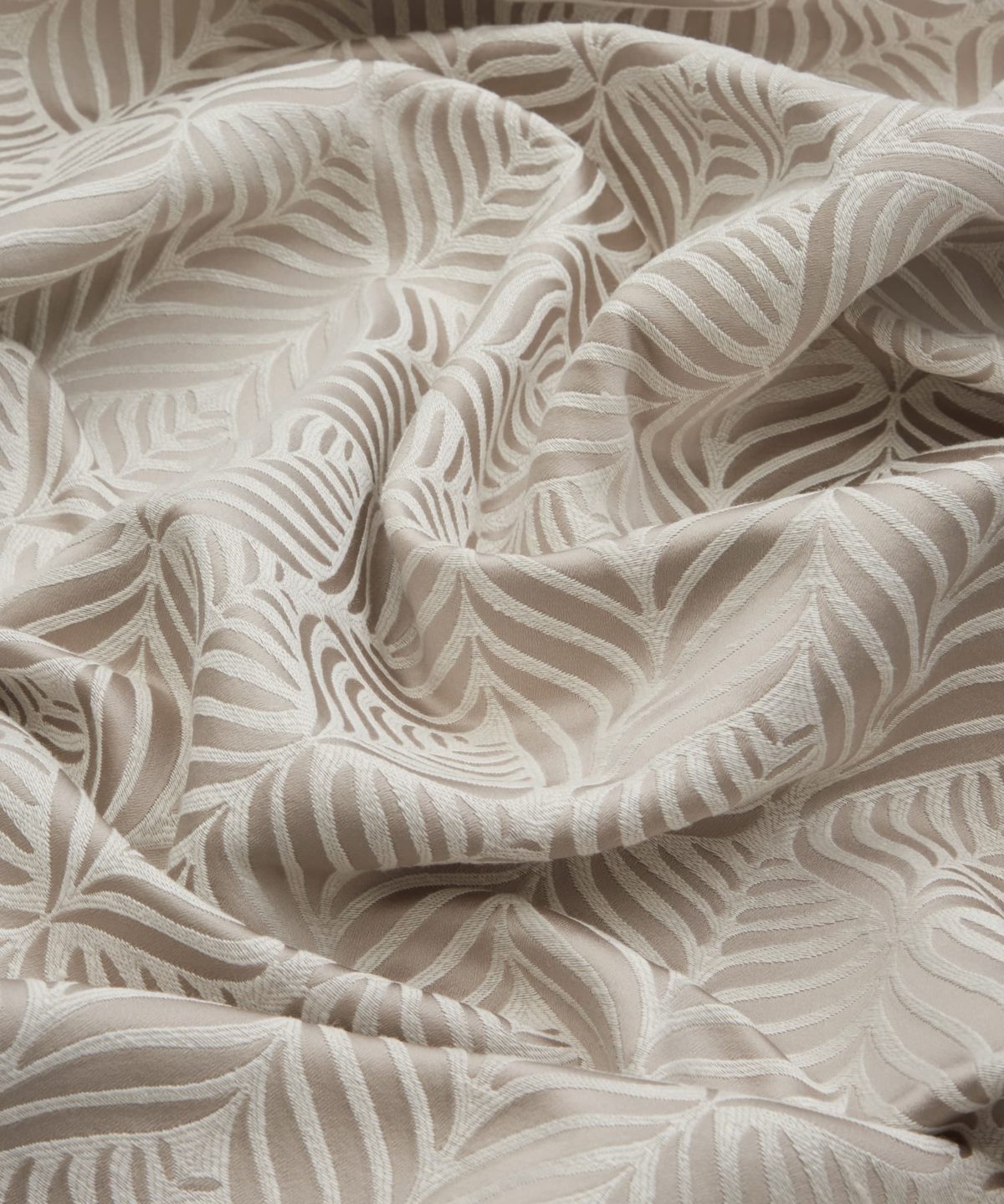 Quill Weave Yarn Jacquard in Pewter - Indoor - Image 4
