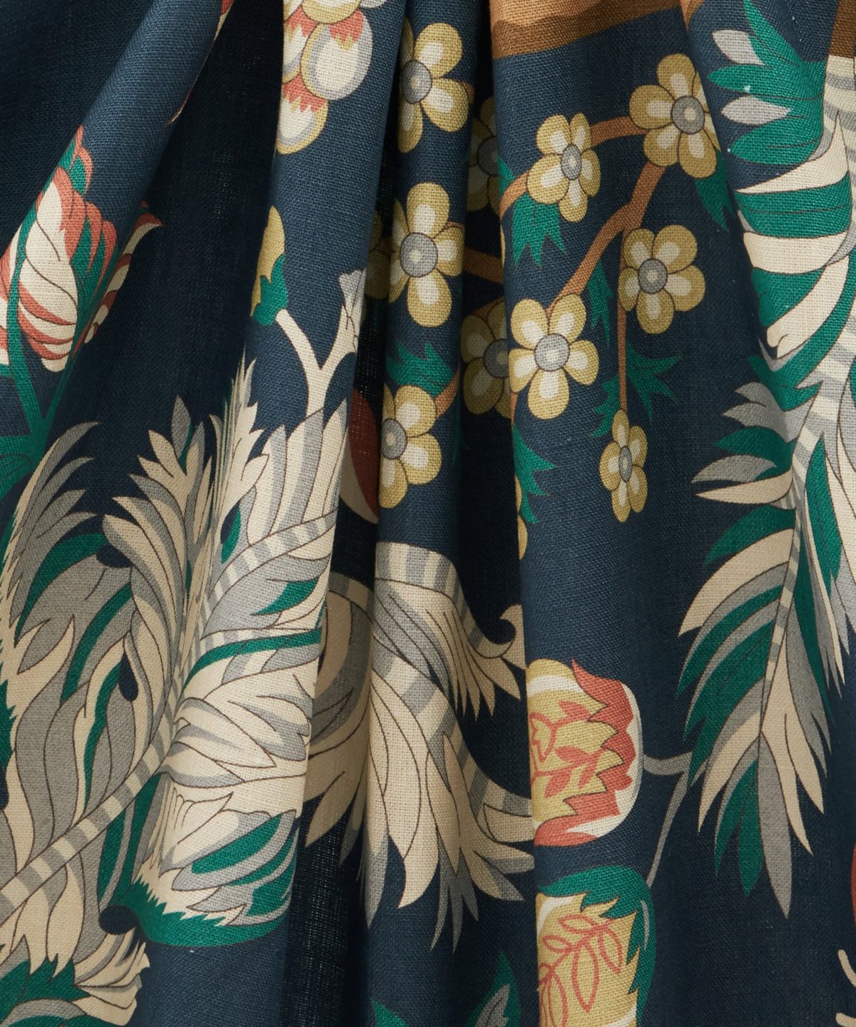 Palampore Trail Landsdowne Linen in Pewter Blue - Indoor - Image 3