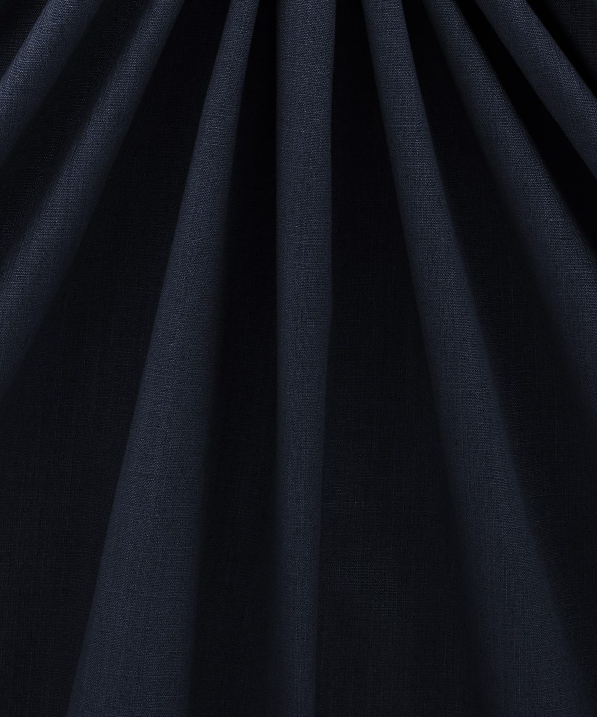 Plain Lustre Linen in Ink - Indoor - Image 3