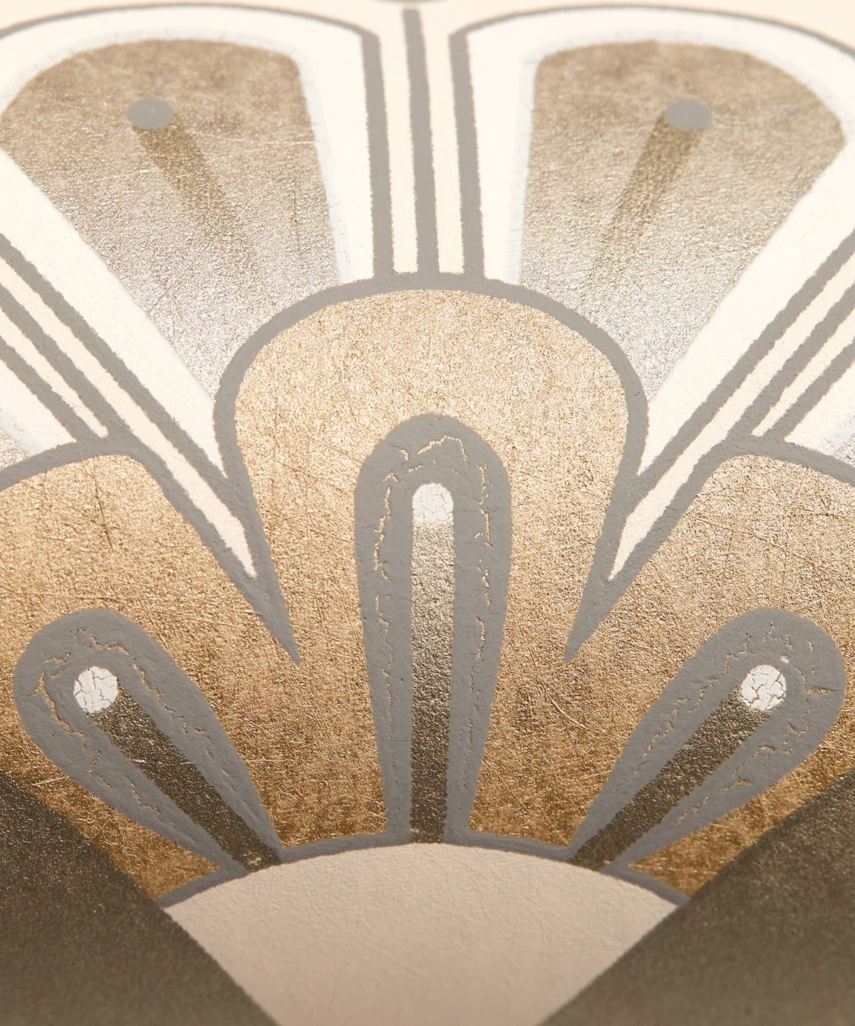 Deco Scallop Wallpaper in Pewter White - Image 4