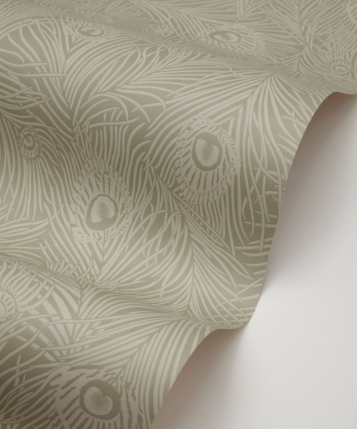 Hera Plume Wallpaper in Lichen - Image 2