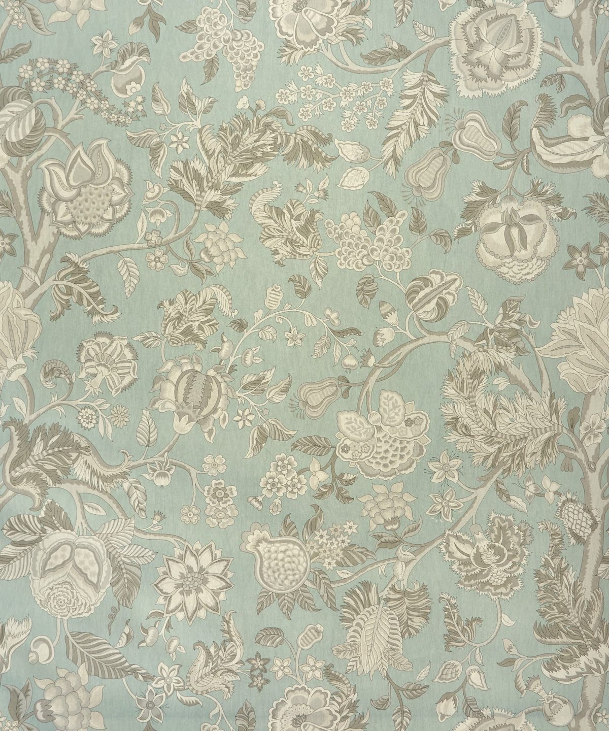 Palampore Trail Wallpaper in Lichen - Image 3