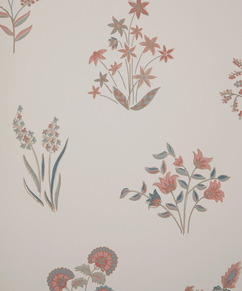 Shepherdly Bouquet Wallpaper in Mallow
