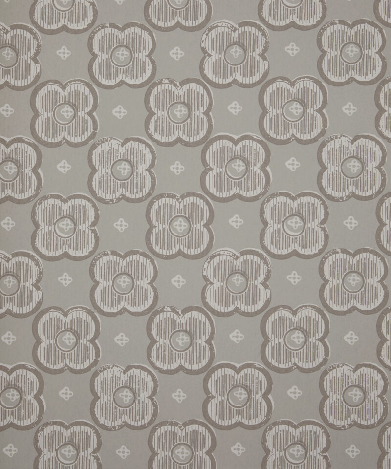 Clover Club Wallpaper in Down