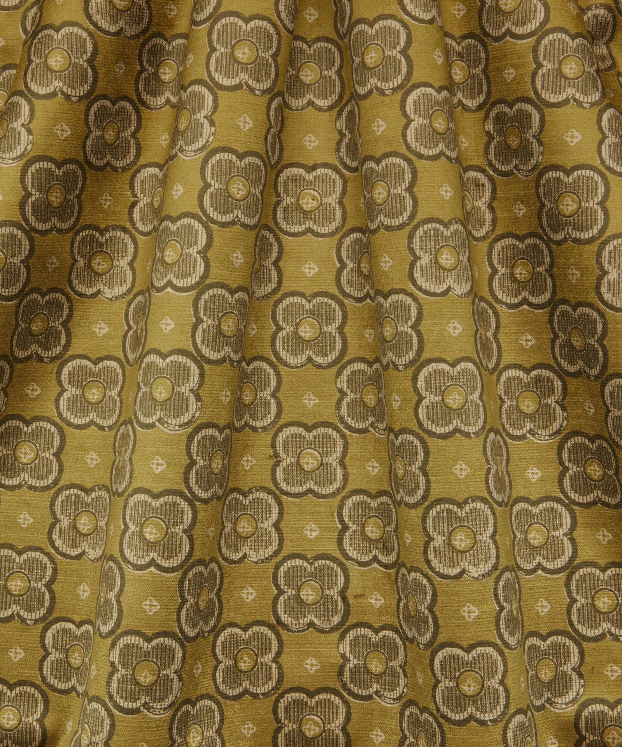 Clover Club in Fennel - Indoor - Image 4