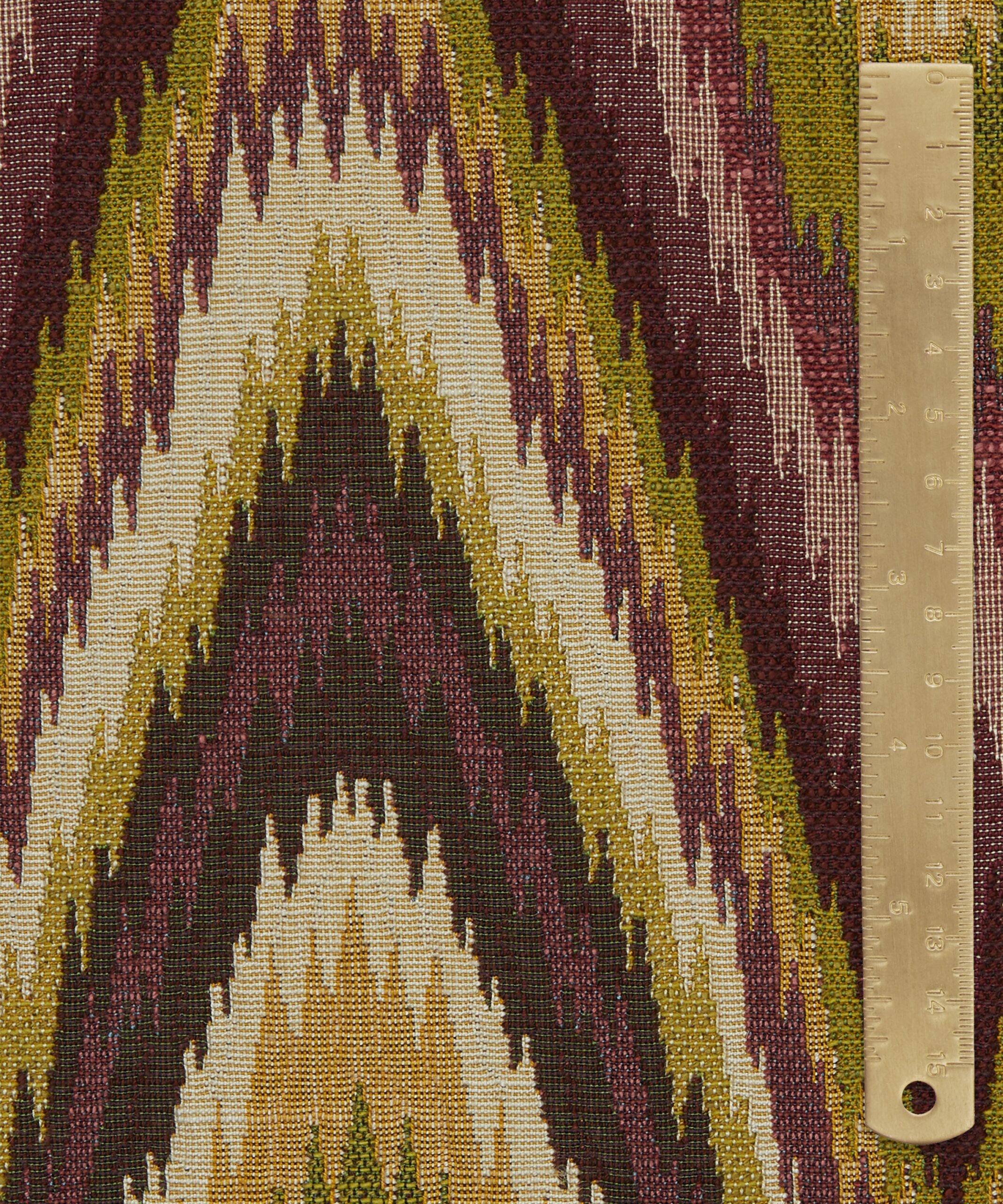 Bombazine in Dragonfly - Indoor - Image 6