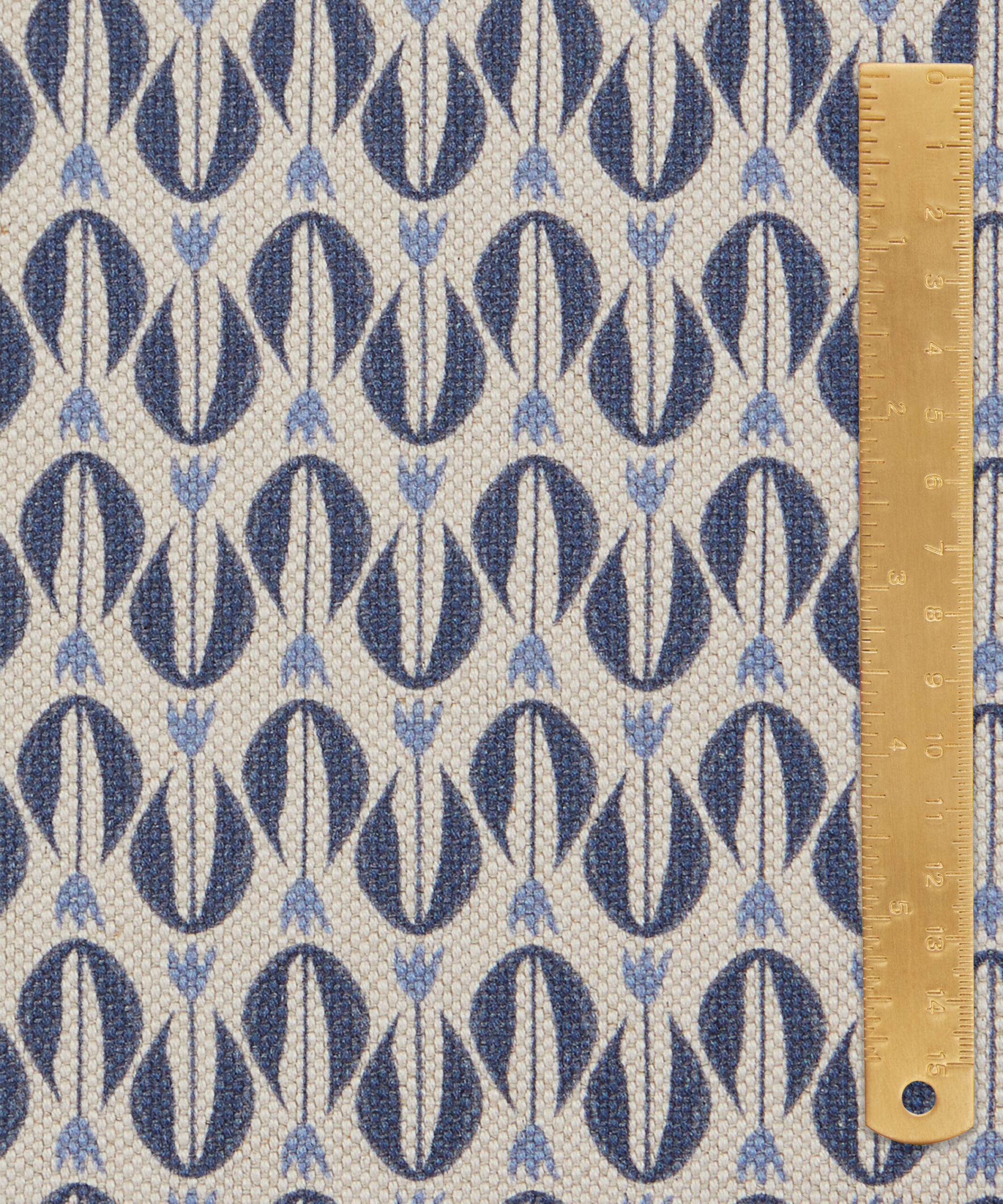 Lutea in Lapis - Indoor - Image 6