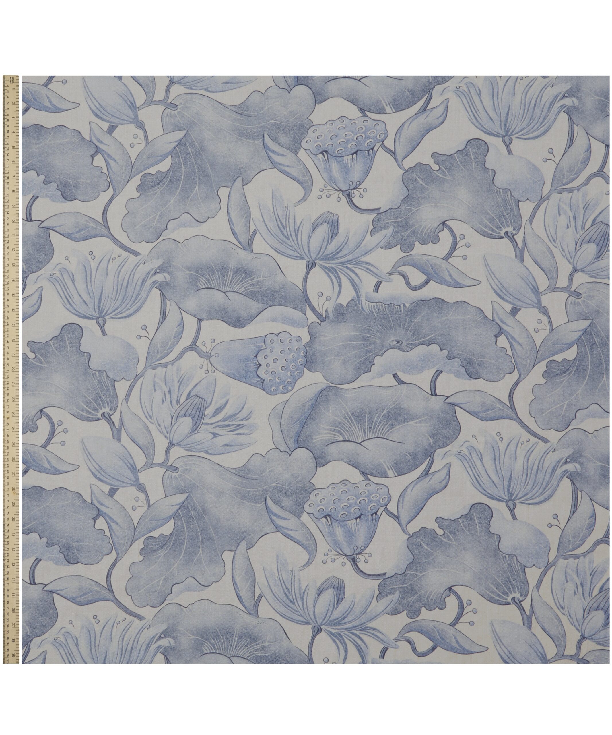 Wilde Lotus in Flax Flower - Indoor - Image 2