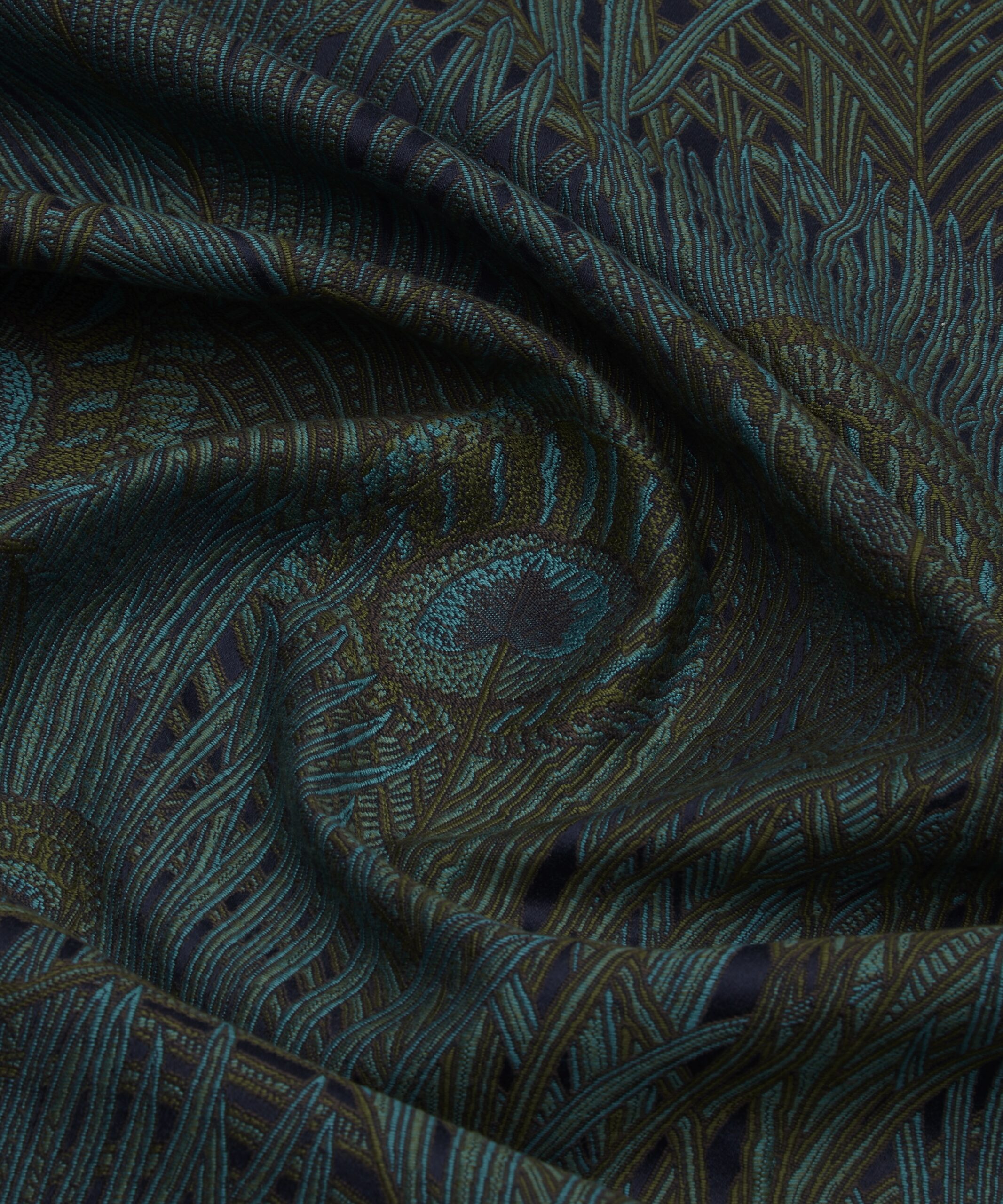 Regency Hera in Scarab - Indoor - Image 5
