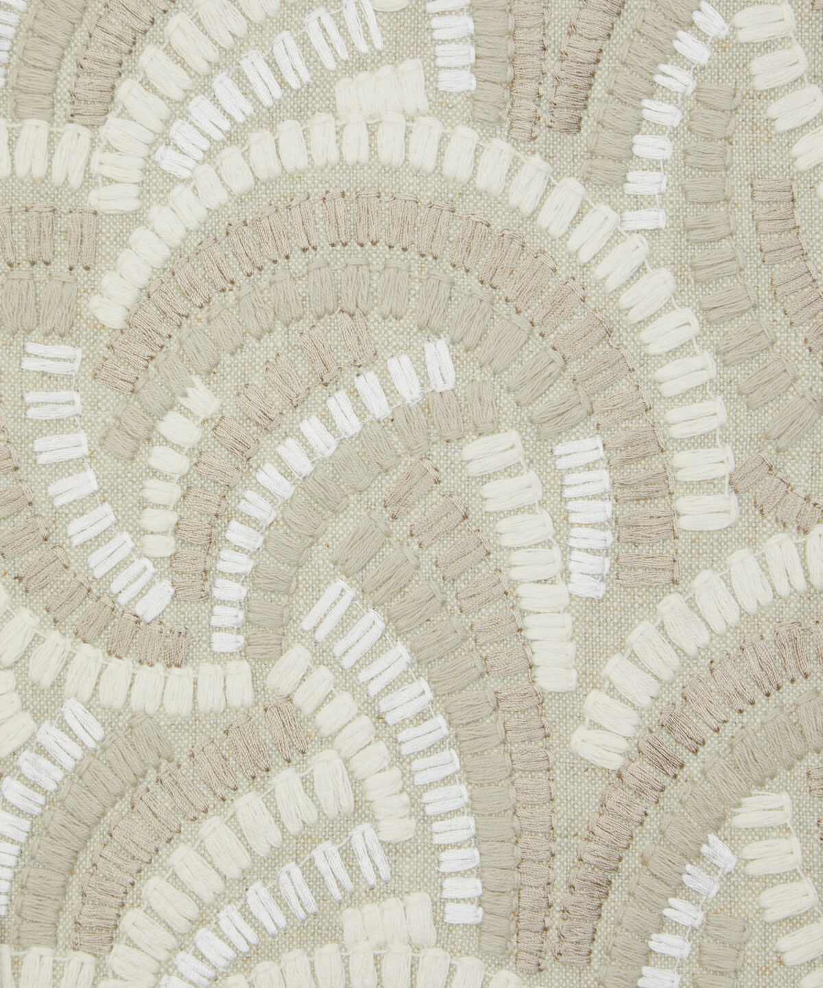 Kimono Knot in Cosmos - Indoor