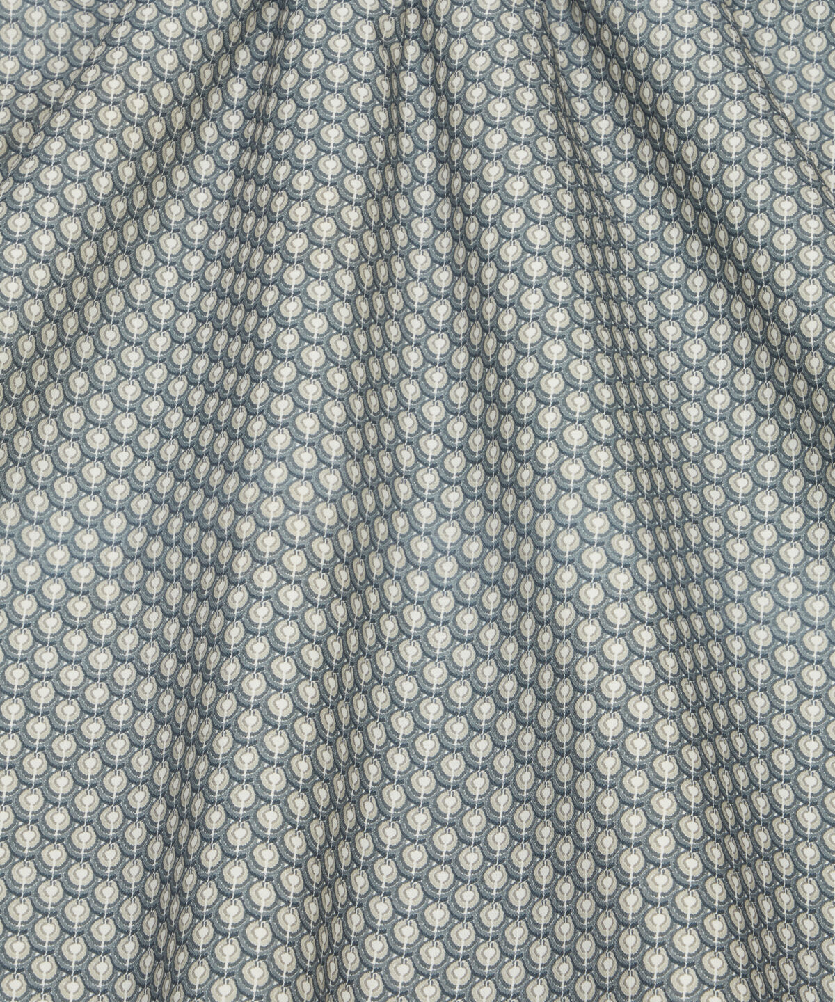 Scallop Spot in Smalt Blue - Indoor - Image 4