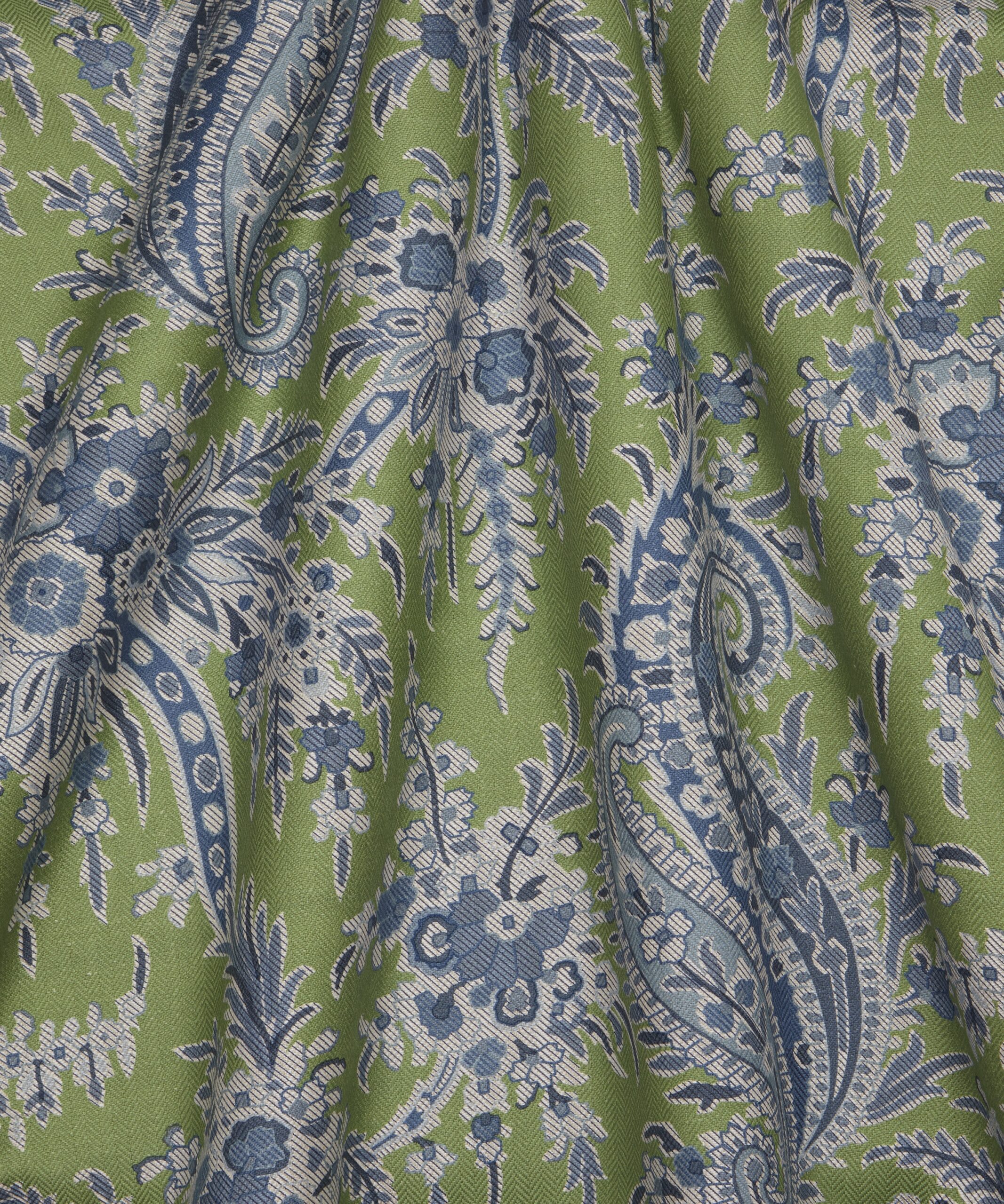 Palm Willow in Fern - Indoor - Image 4