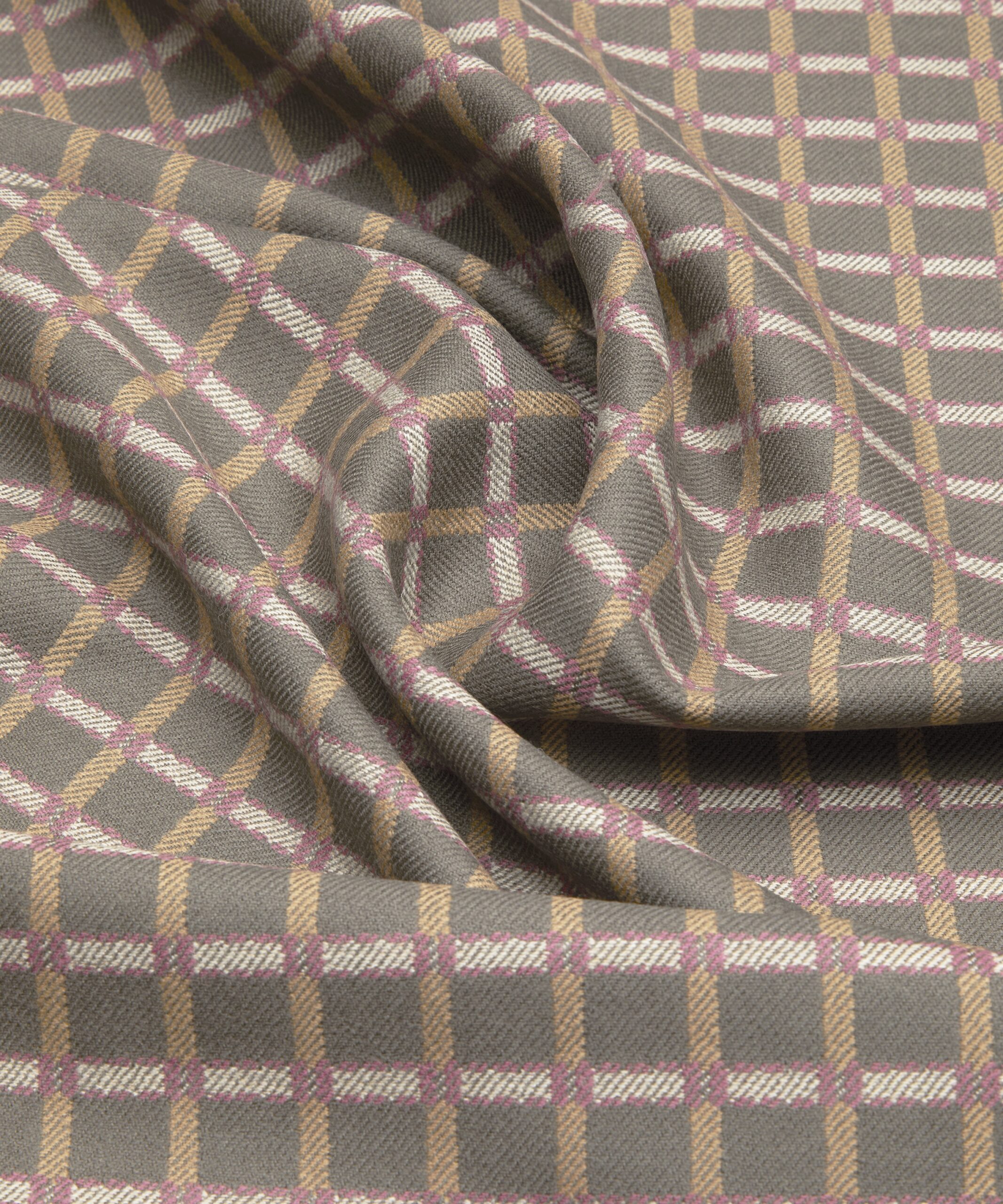 Cravat in Pewter - Indoor - Image 4