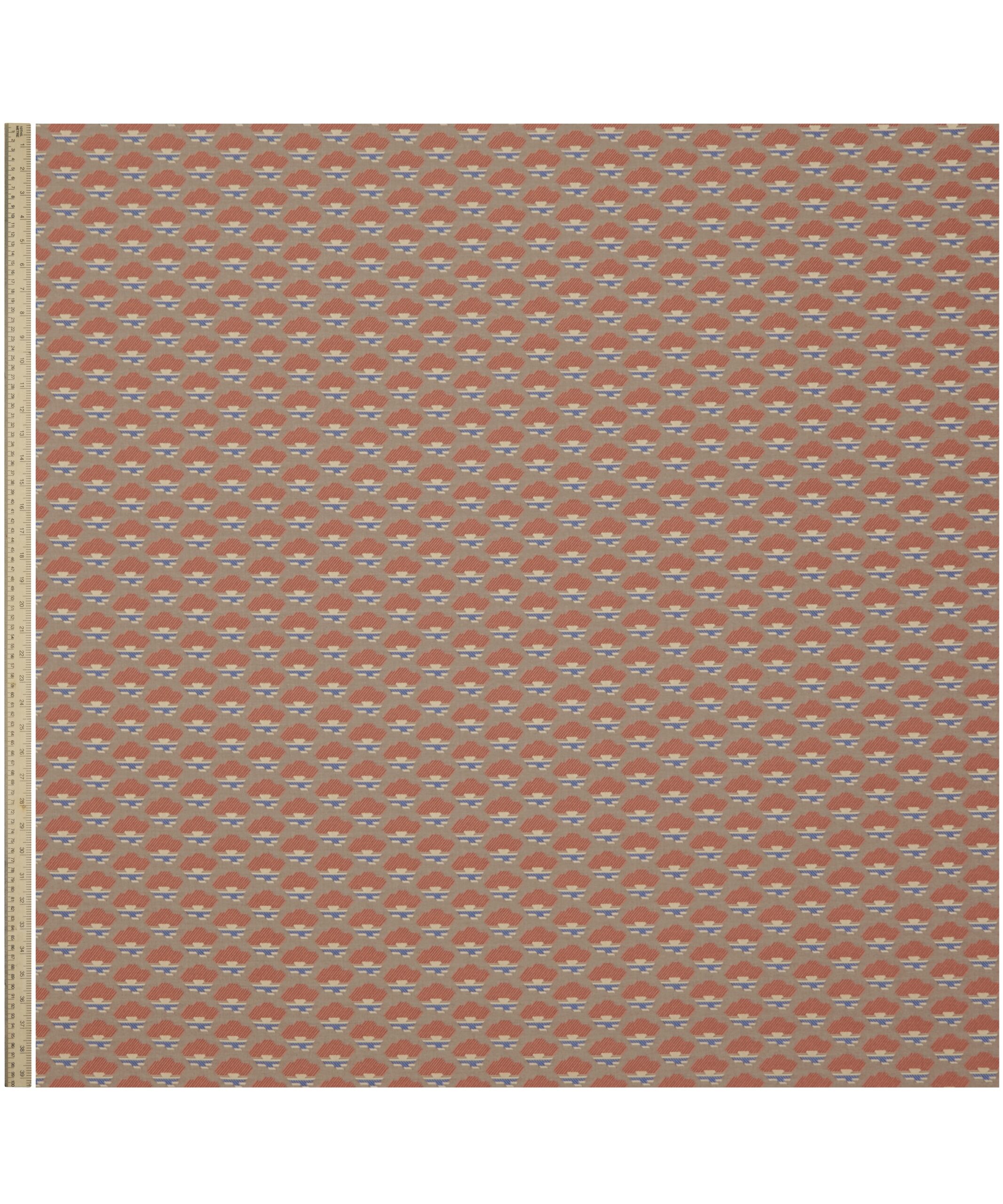 Torben in Galah Pink - Indoor - Image 2