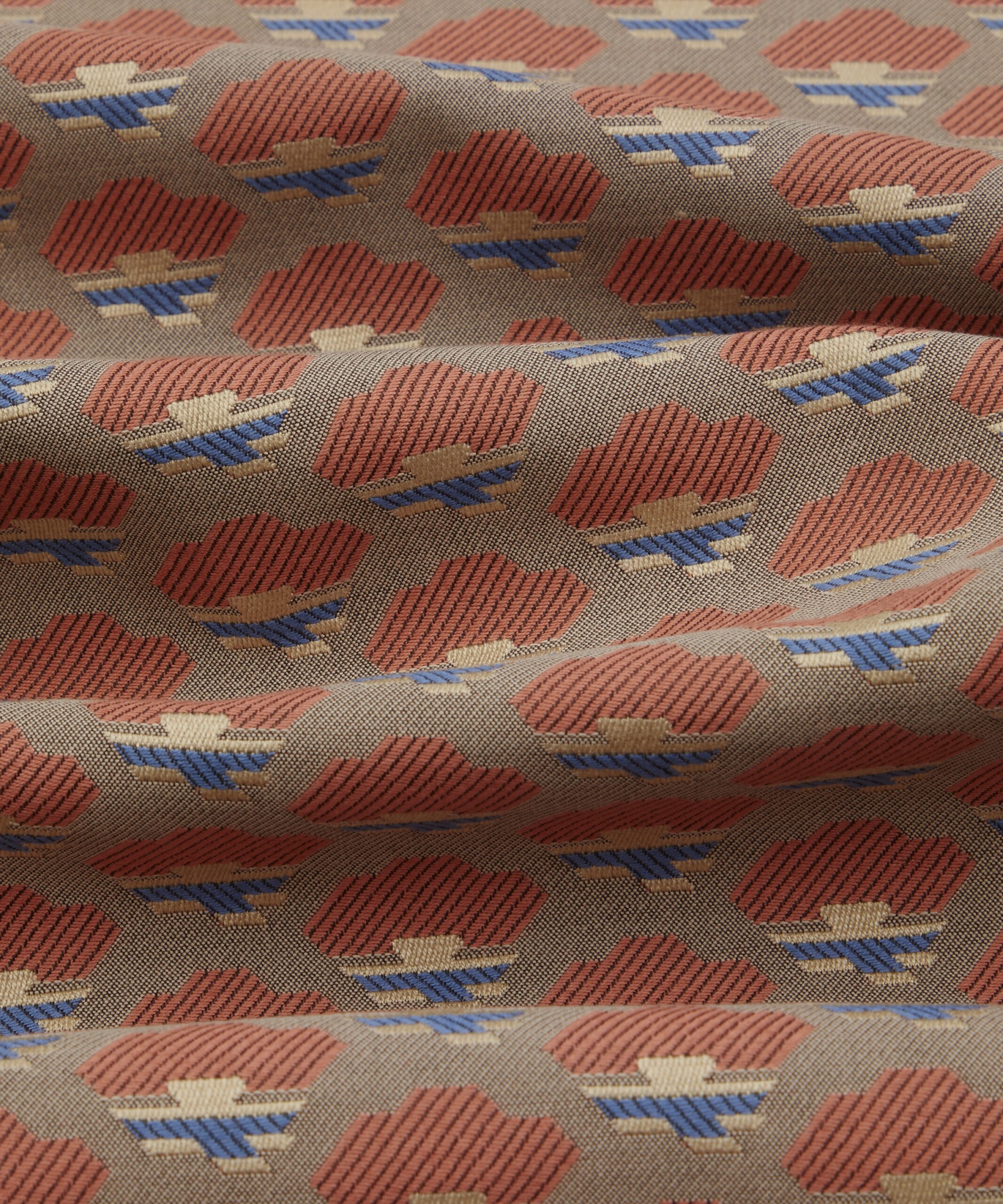 Torben in Galah Pink - Indoor - Image 5