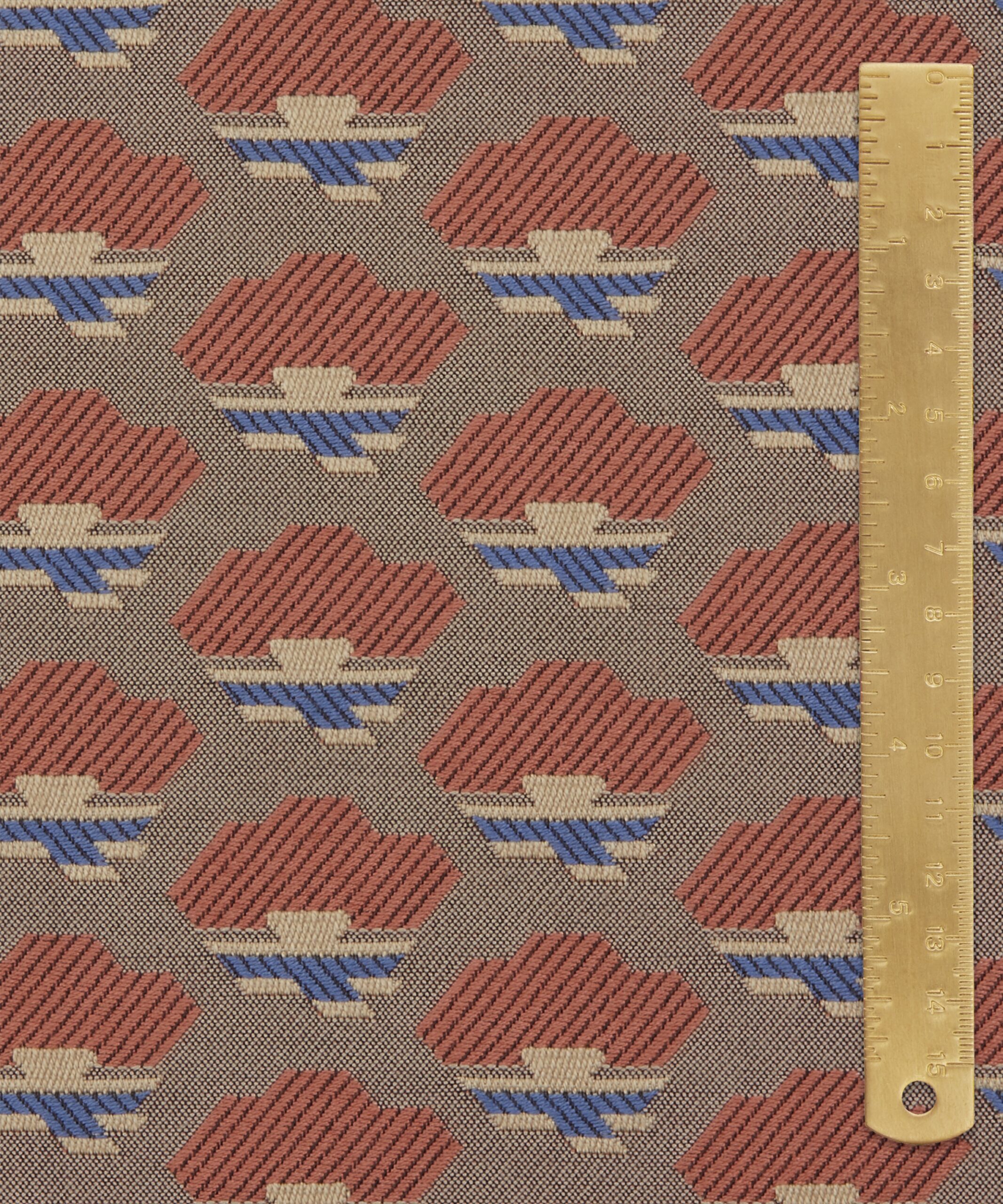 Torben in Galah Pink - Indoor - Image 7