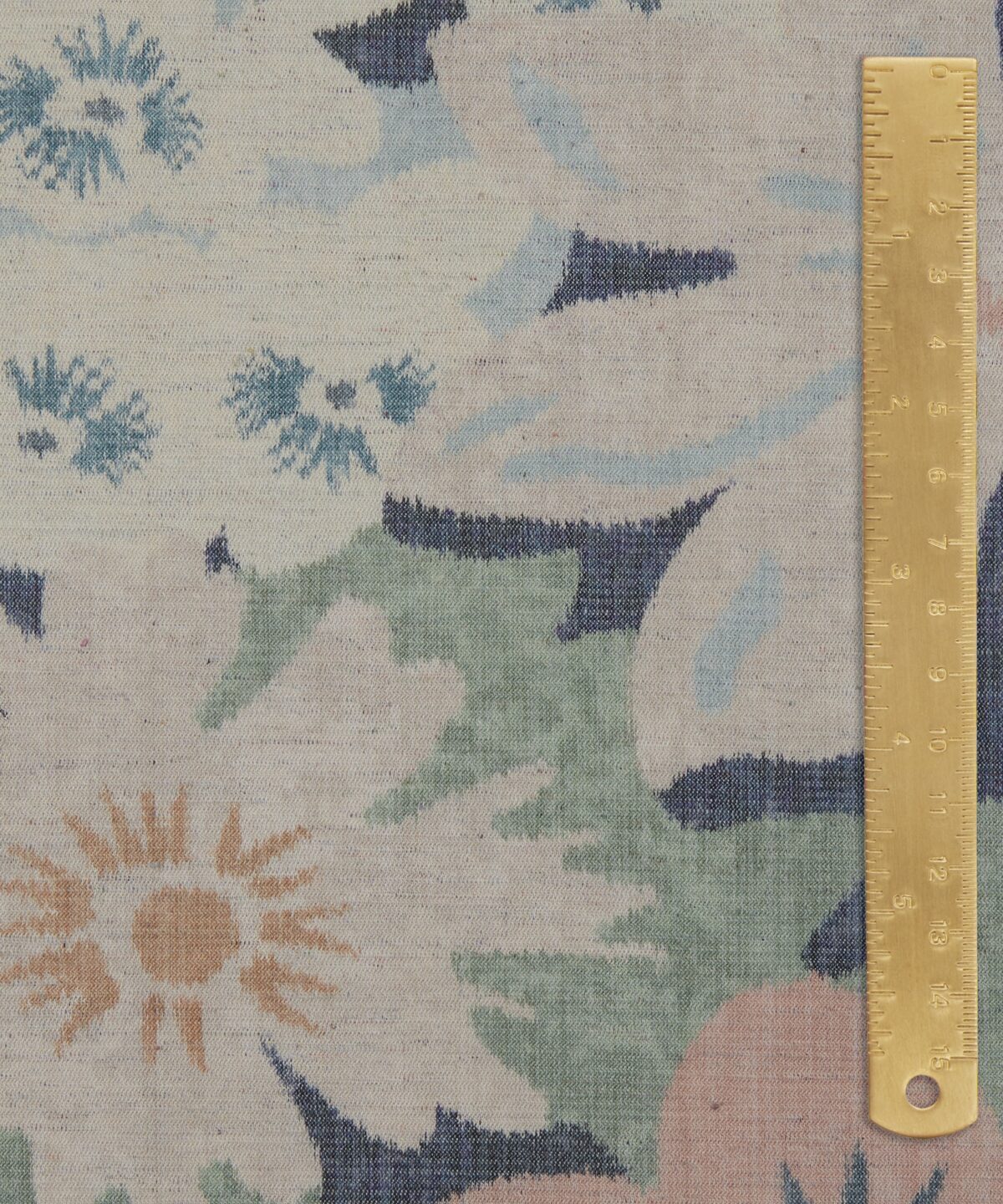 Grand Thorpe in Lichen - Indoor - Image 5