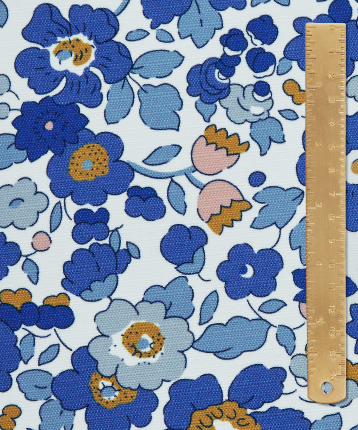 Betsy Flora Easton in Lapis - Outdoor - Image 3