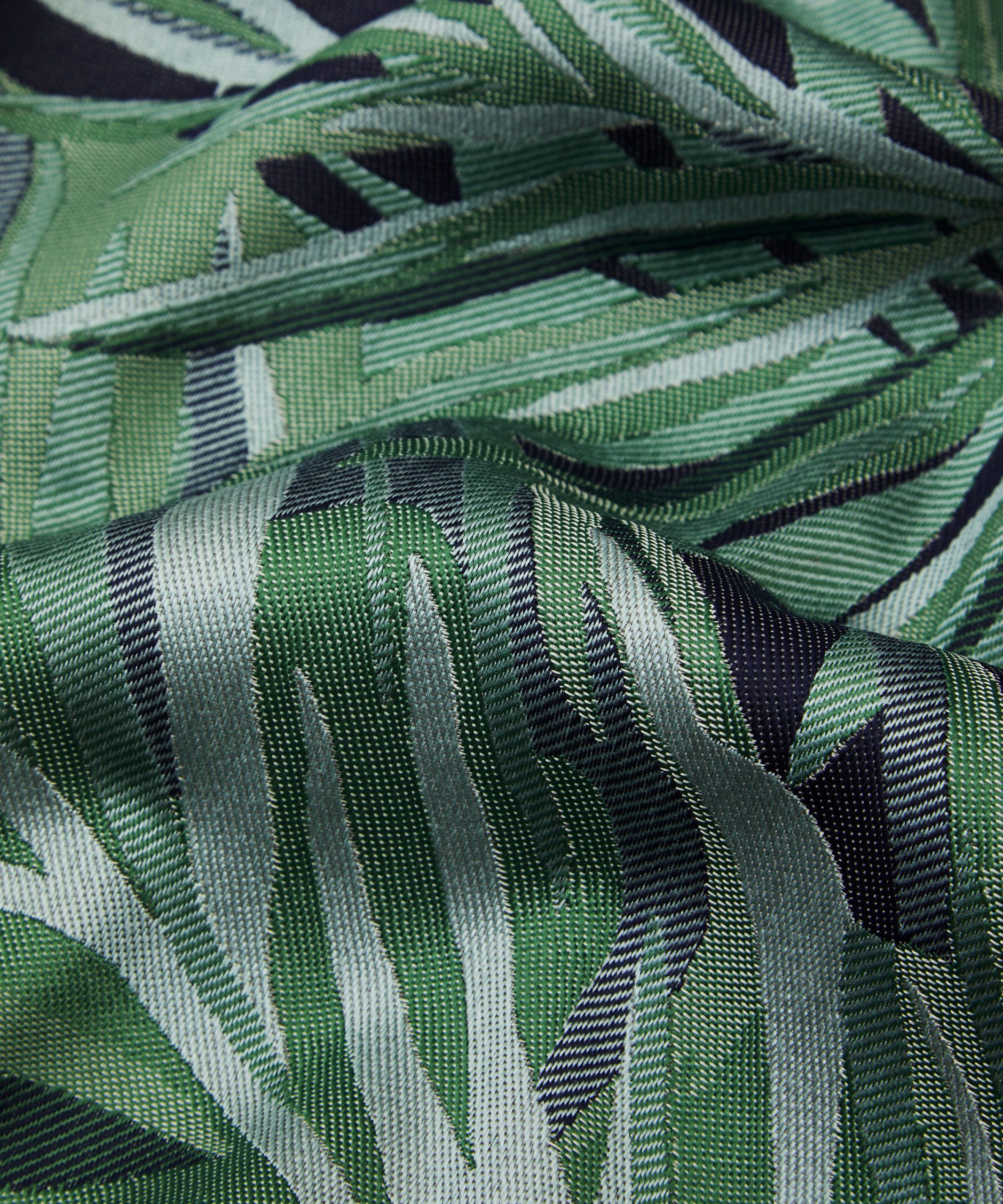 Chile Palm Lovell Jacquard in Jade - Outdoor - Image 4