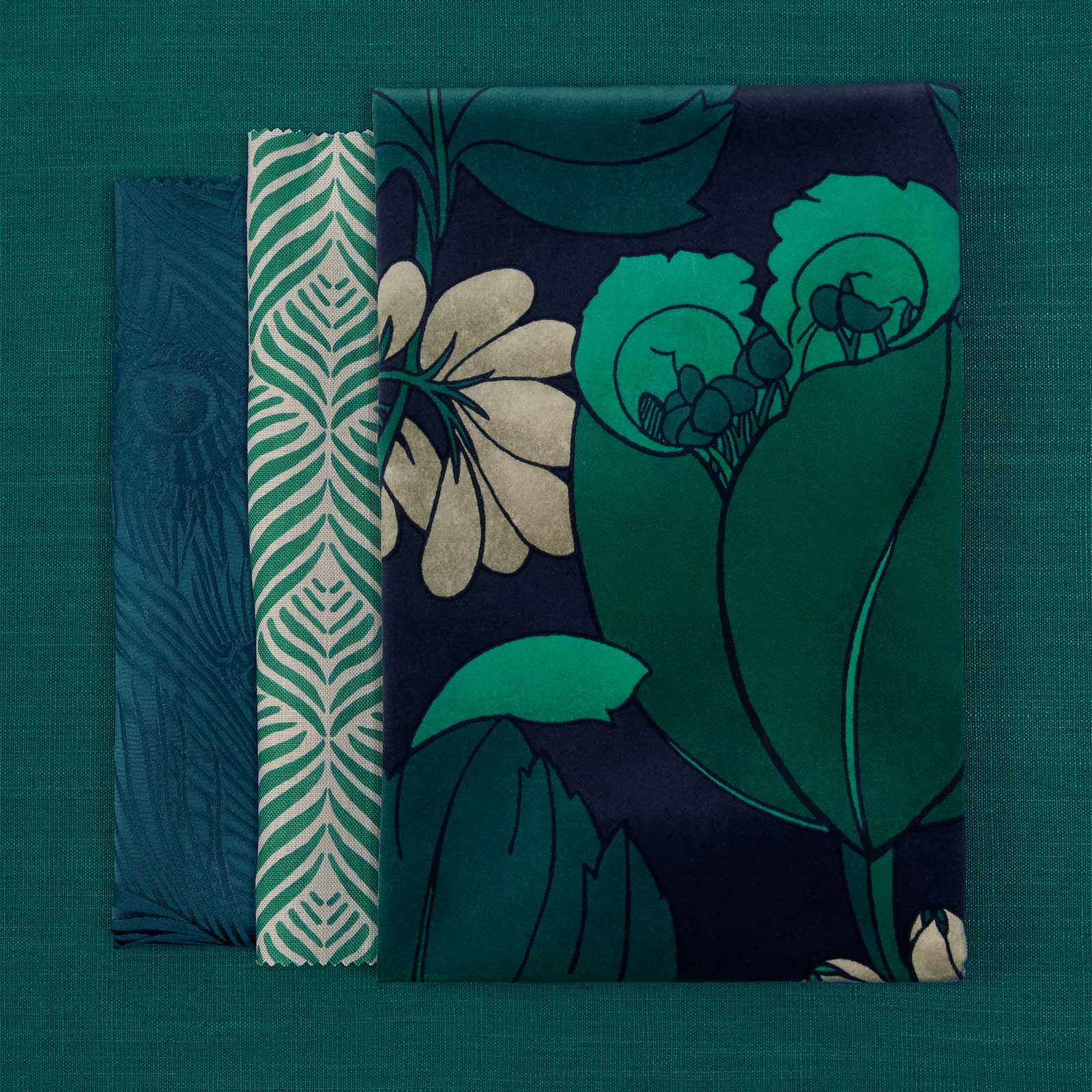 Liberty Interiors Wallpaper - Art Nouveau Jade Lifestyle Images