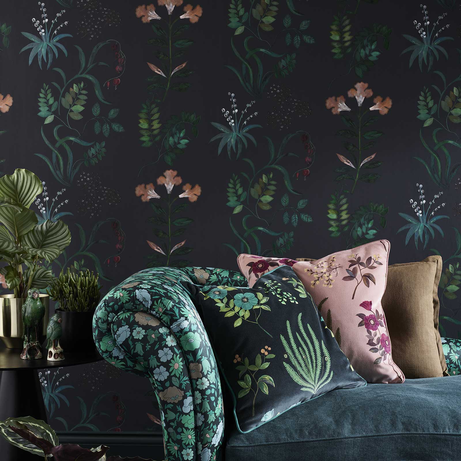 Liberty Interiors Wallpaper - Floribunda Jade Collection Lifestyle Images