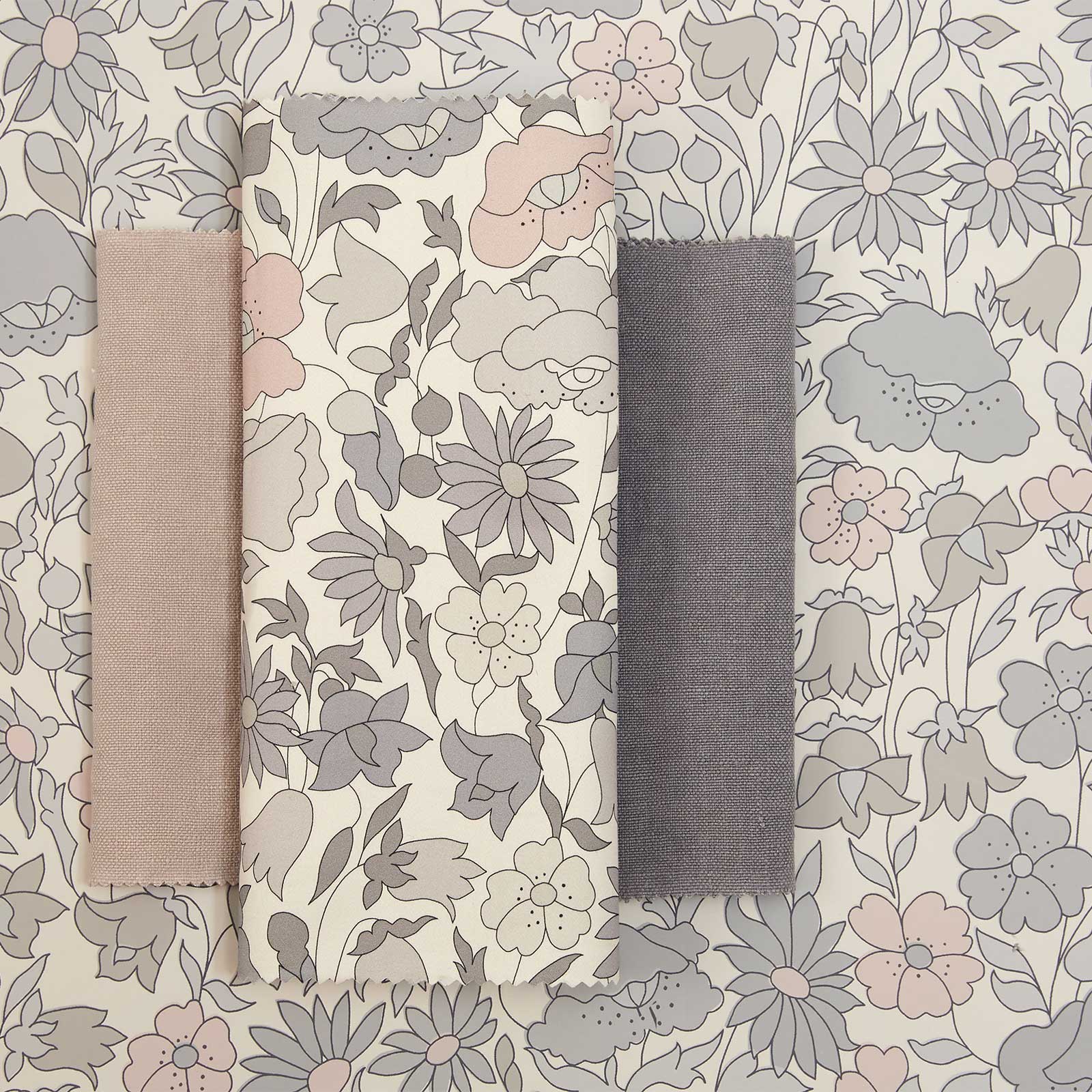 Liberty Interiors Wallpaper - Floribunda Pewter Lifestyle Images