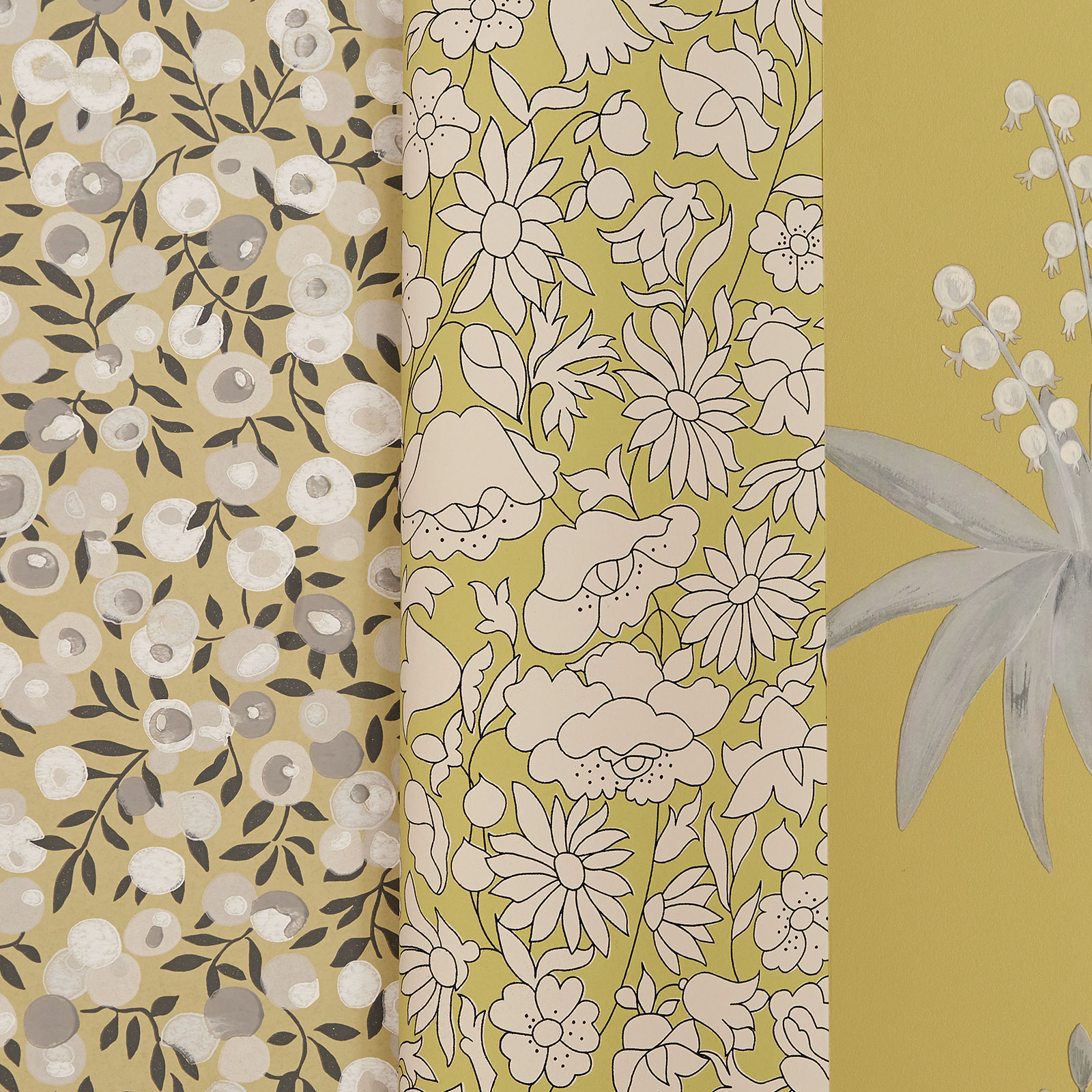 Liberty Interiors Wallpaper - Lapis Collection Lifestyle Images