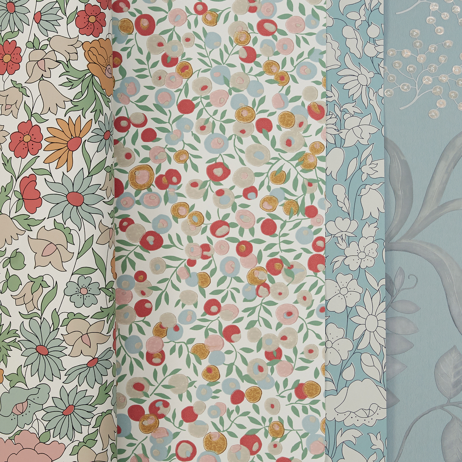 Liberty Interiors Wallpaper - Lichen Collection Lifestyle Images